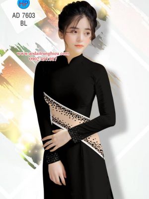1564385559 377 Vai ao dai cham bi ngay eo moi ra AD