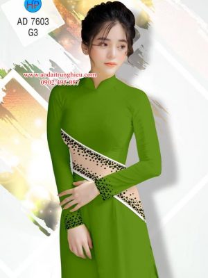 1564385559 883 Vai ao dai cham bi ngay eo moi ra AD
