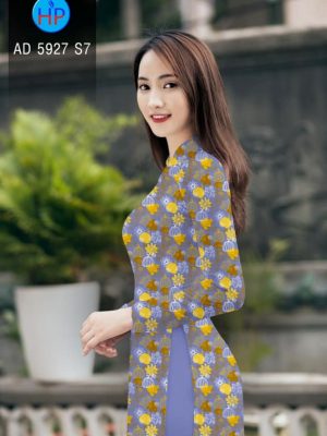 1567616061 583 Vai ao dai Hoa deu moi ra AD 5927