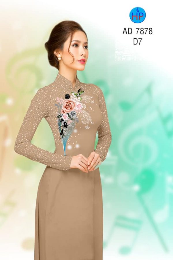 Vai ao dai hoa hong tren nguc thiet ke 2019