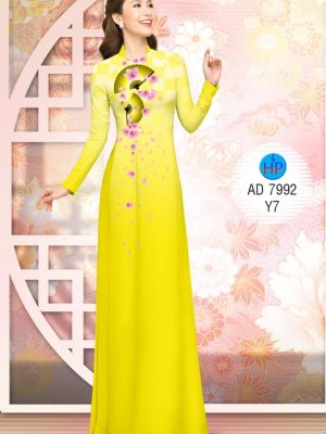 1575532983 533 Vai ao dai Hoa Dao va quat thiet ke 2019