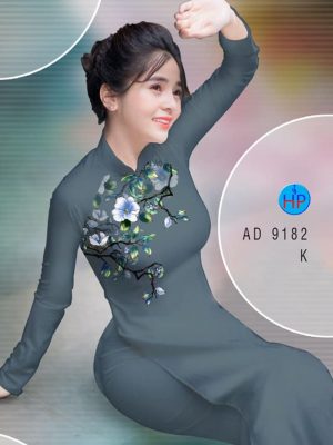 1582947081 300 Vai ao dai hoa tren nguc moi ra AD 9182