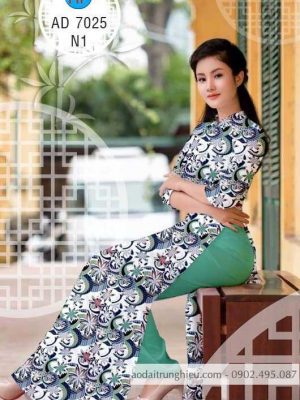 1586405304 33 Vai ao dai hoa van deu kieu moi AD 7025