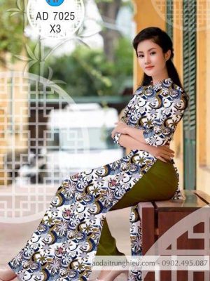 1586405305 954 Vai ao dai hoa van deu kieu moi AD 7025
