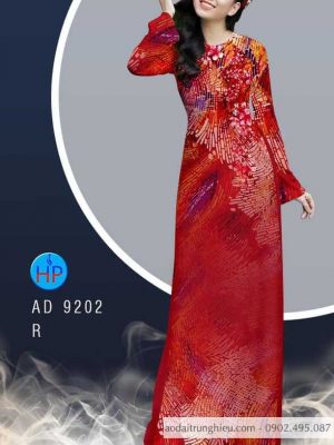 1586509597 768 Vai ao dai Hoa dao va hoa van kieu moi