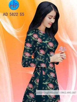 1587351503 366 Vai ao dai hoa sen deu moi ra AD 5822