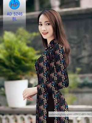 1587610973 196 Vai ao dai hoa deu moi ra AD 5246