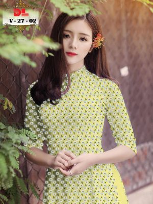 1595429159 825 Vai Ao Dai Lua Ngoc Mai Hoa Cuc Nhi thiet