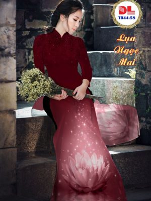 1595475499 416 Vai Ao Dai Lua Ngoc Mai Hoa Sen moi ra