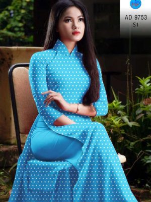 1597742542 80 Vai ao dai cham bi kieu moi AD 9753