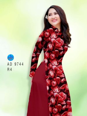 1598327927 282 Vai ao dai hoa deu thiet ke 2020 AD 9744
