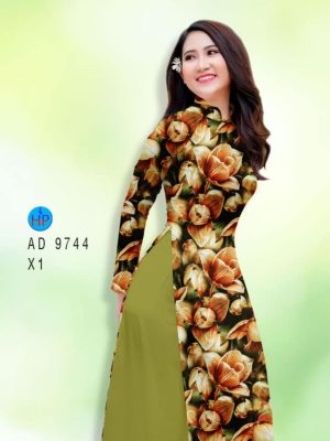 1598327928 768 Vai ao dai hoa deu thiet ke 2020 AD 9744