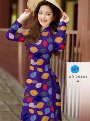 1602231328 553 Vai ao dai hinh la thiet ke 2020 AD 20165