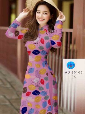 1602231330 234 Vai ao dai hinh la thiet ke 2020 AD 20165