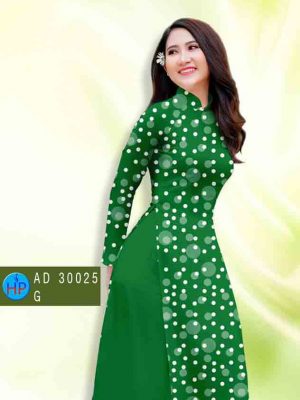 1602481148 603 Vai ao dai cham bi moi ra AD 30025