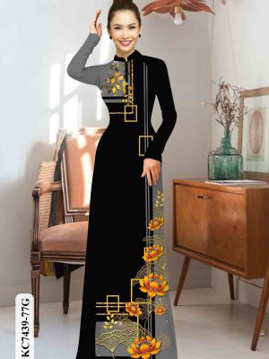 1602652027 157 Vai ao dai hoa sen vang kieu moi AD KC7439