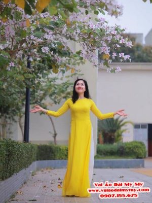 1616638354 379 Vai Ao Dai Lua Tron Mau vang Moi Ra AD