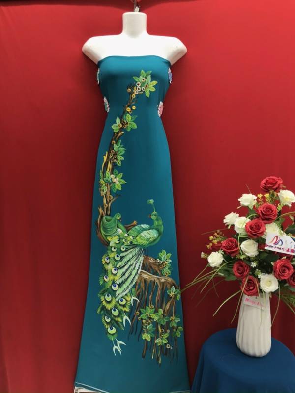 Vải Áo Dài Vẽ Tay Cao Cấp Chim Công Độc Đáo AD VE120408 4 Vải Áo Dài Vẽ Tay Cao Cấp Chim Công Độc Đáo AD VE120408