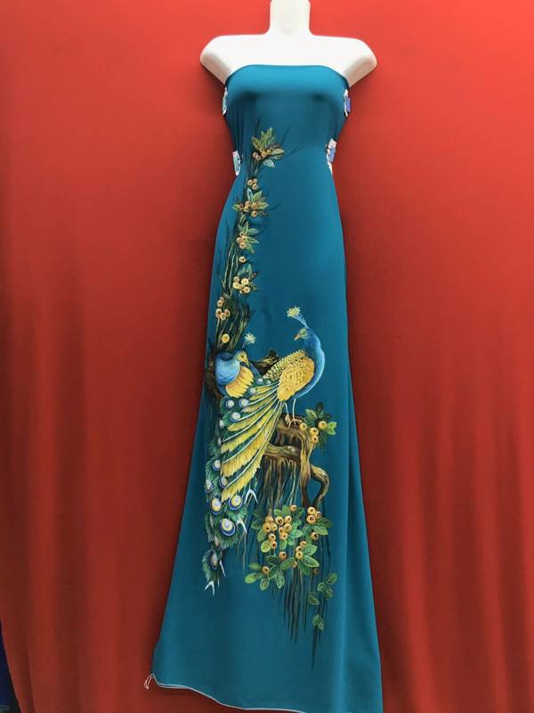 Vải Áo Dài Vẽ Tay Chim Công Độc Đáo AD VE270407 4 Vải Áo Dài Vẽ Tay Chim Công Độc Đáo AD VE270407