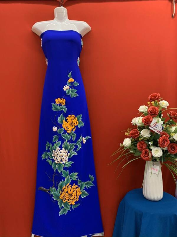 Vải Áo Dài Vẽ Hoa Cúc Kiểu Mới Ad Ve140414 - Vải Áo Dài Trung Hiếu