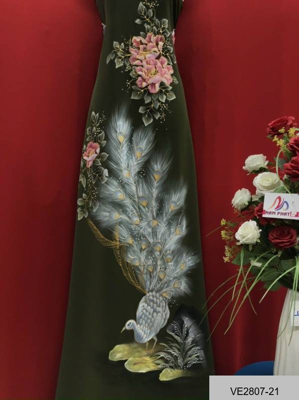 Vải Áo Dài Thái Tuấn Vẽ Chim Công Kiểu Mới AD VE2807_70 7 Vải Áo Dài Thái Tuấn Vẽ Chim Công Kiểu Mới AD VE2807_70