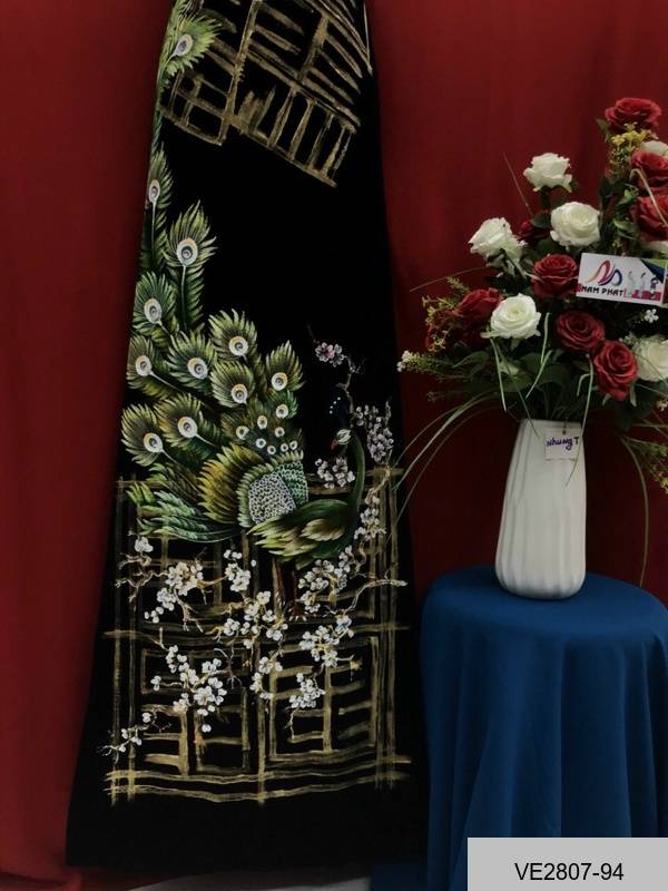 Vải Áo Dài Thái Tuấn Vẽ Chim Công Kiểu Mới AD VE2807_93 7 Vải Áo Dài Thái Tuấn Vẽ Chim Công Kiểu Mới AD VE2807_93
