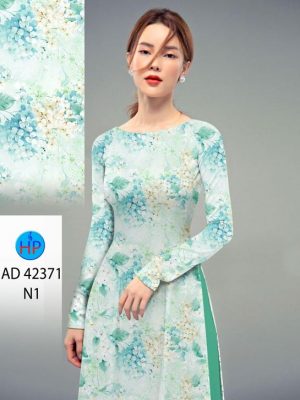 1691117107 939 Vai Ao Dai Hoa Deu Thiet Ke 2023 AD 42371