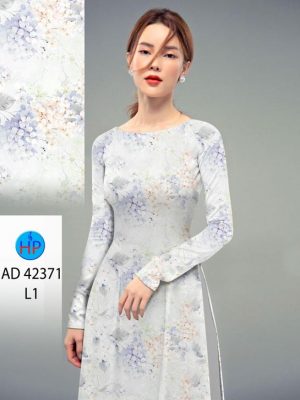 1691117109 807 Vai Ao Dai Hoa Deu Thiet Ke 2023 AD 42371