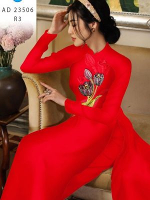 1691985156 779 Vai Ao Dai Hoa Tulip Thiet Ke 2023 AD 23506
