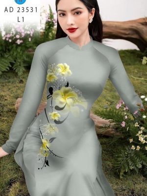 1692929456 107 Vai Ao Dai Hoa Su Kieu Moi AD 23531