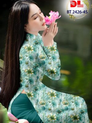 1697253751 93 Vai Ao Dai Hoa Deu Vua Ra AD BT2426