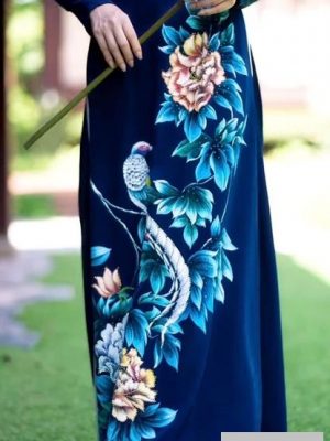 1703676250 591 Ao Dai Ba Sui Ve Hoa Va Chim Thiet Ke