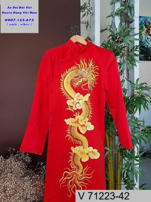 Áo Dài Cặp Đôi Hình Rồng Vẽ Tay Cao Cấp Mới Ra AD V71223_41 6 1703755545 304 Ao Dai Cap Doi Hinh Rong Ve Tay Cao Cap