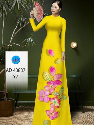 Vải Áo Dài Hình Lá Thu Hút AD 43837 24 1712546296 148 Vai Ao Dai Hinh La Thu Hut AD 43837