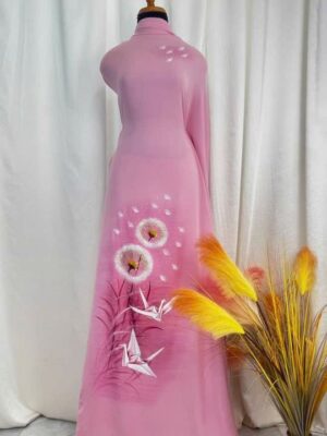 1759545945 526 Vai Ao Dai Ve Tay Hoa Bo Cong Anh Doc